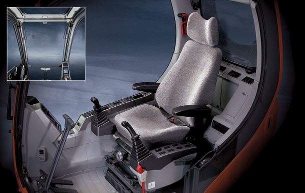 Máy xúc đào lội nước Doosan